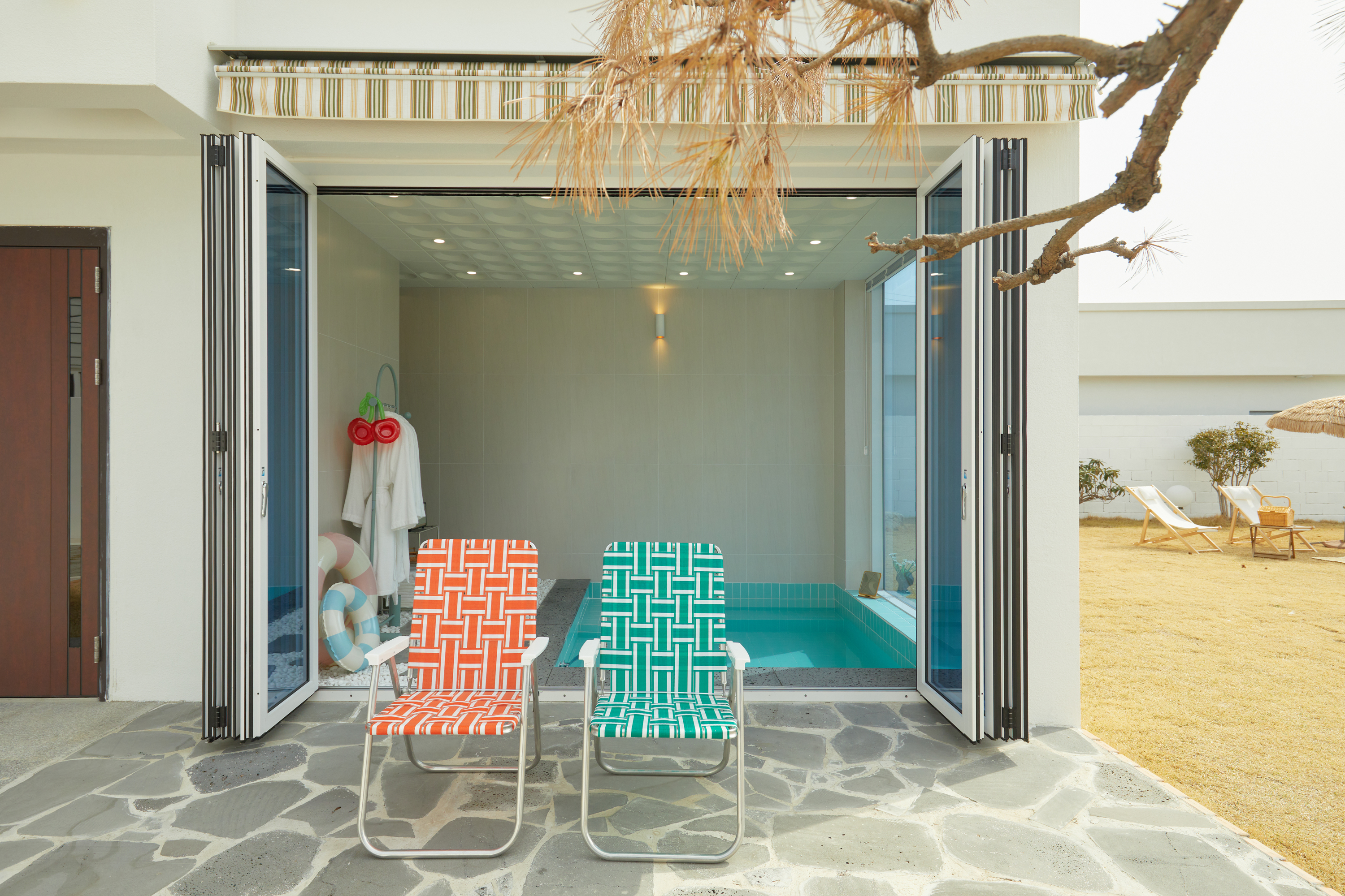 오직 한 팀만을 위한 프라이빗한 공간 | 여수 휴휴자적