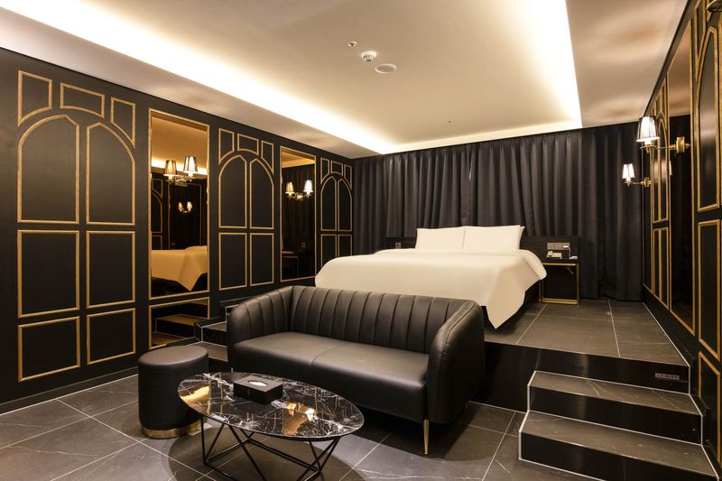 Suite