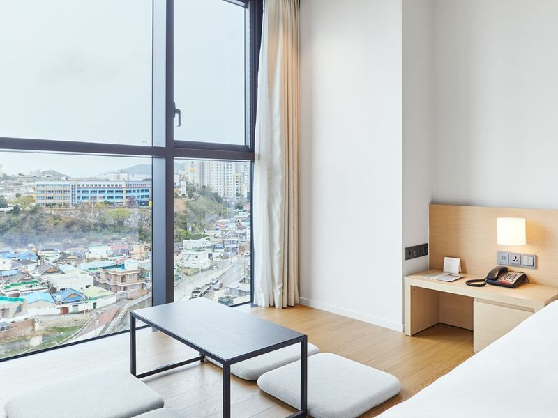 디럭스 온돌 더블 시티뷰