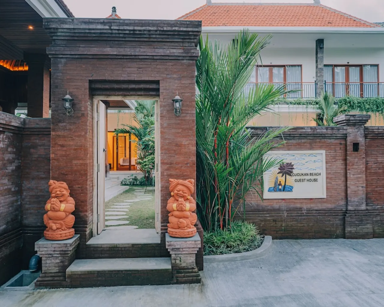 숙소 앞