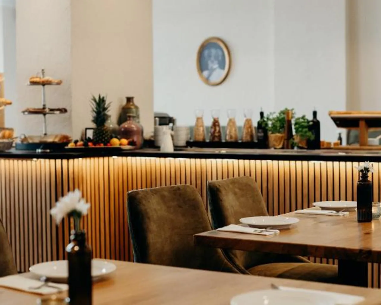 F&B
