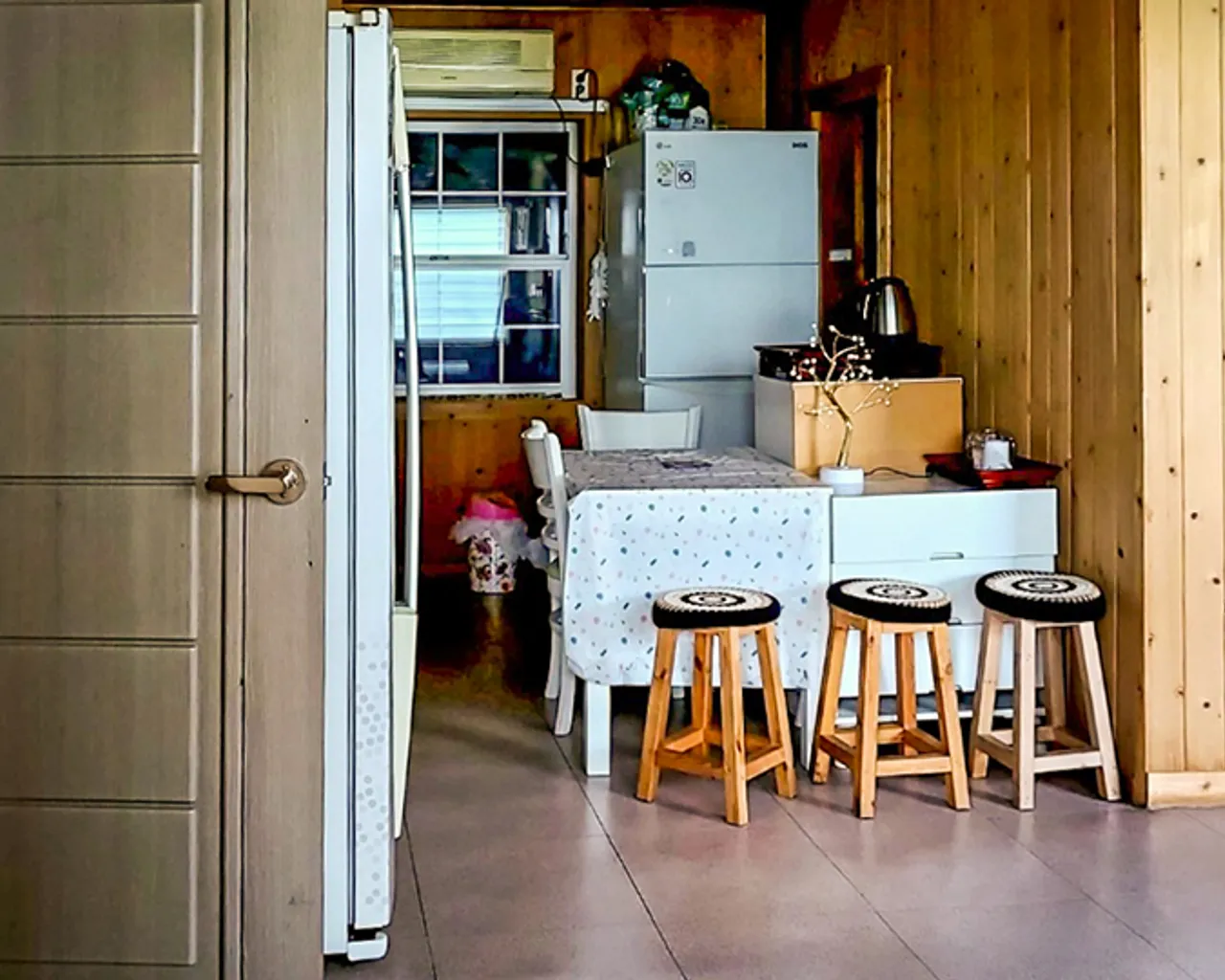 제닉스 ARENA-X FOOT REST 발받침 게이밍의자 \u003e 리뷰 | 퀘이사존 QUASARZONE, image size:1280x1024