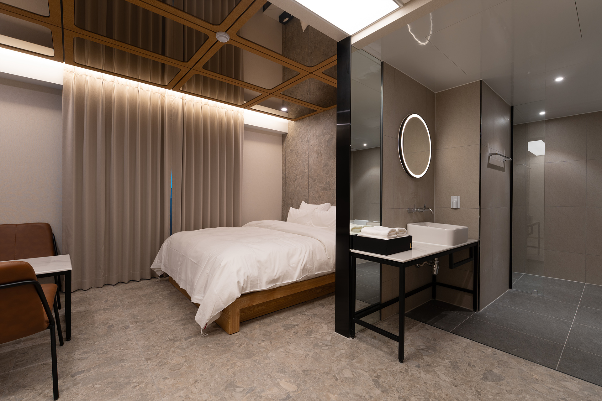 잠실 라운지 호텔 - LOUNGE 5