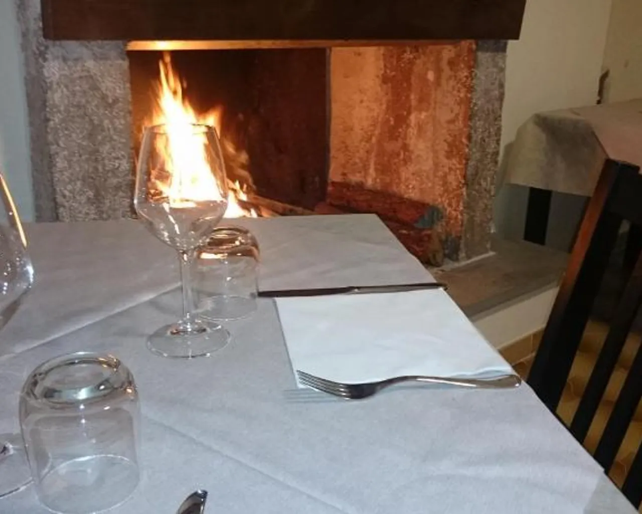 F&B