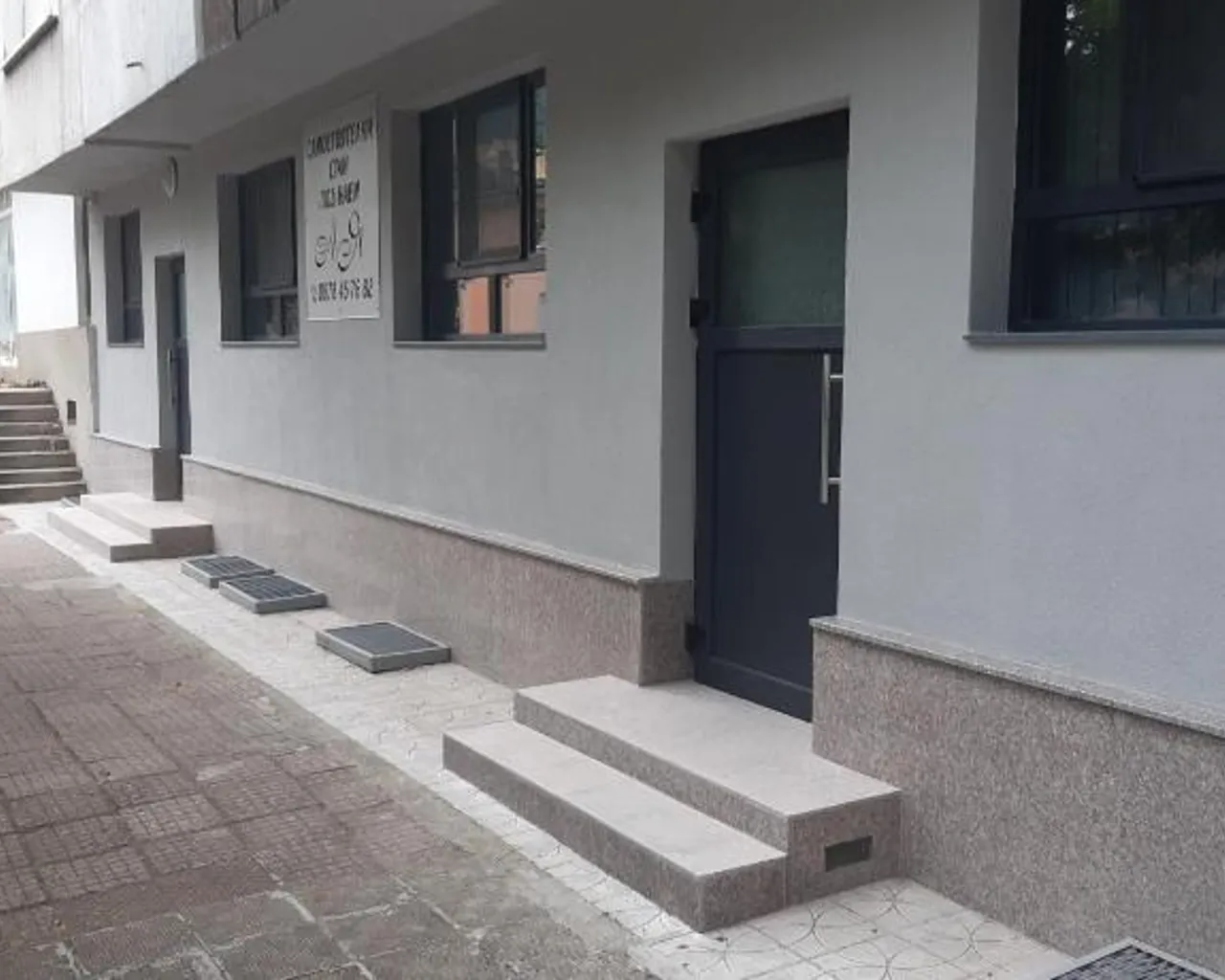 입구