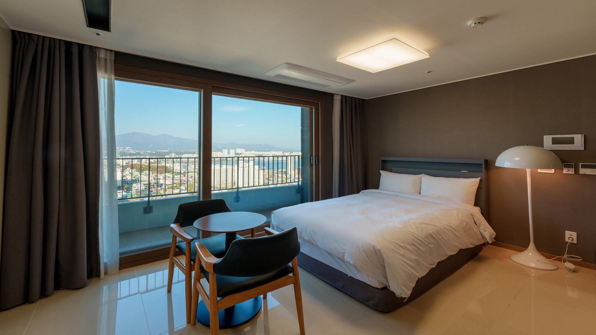 ★당일특가★ 속초 호텔 더 블루테라 2