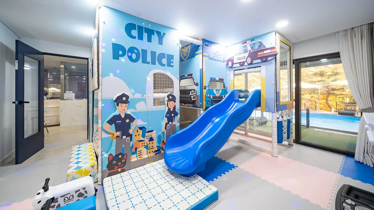 띠아모키즈풀빌라 사진