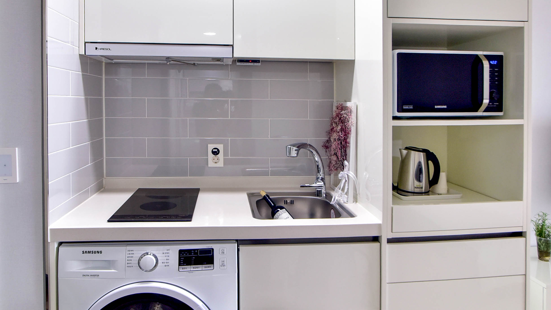 관광지 중심지에 위치한 오션뷰 숙소 | 여수 하이오션 러블리 트윈 4