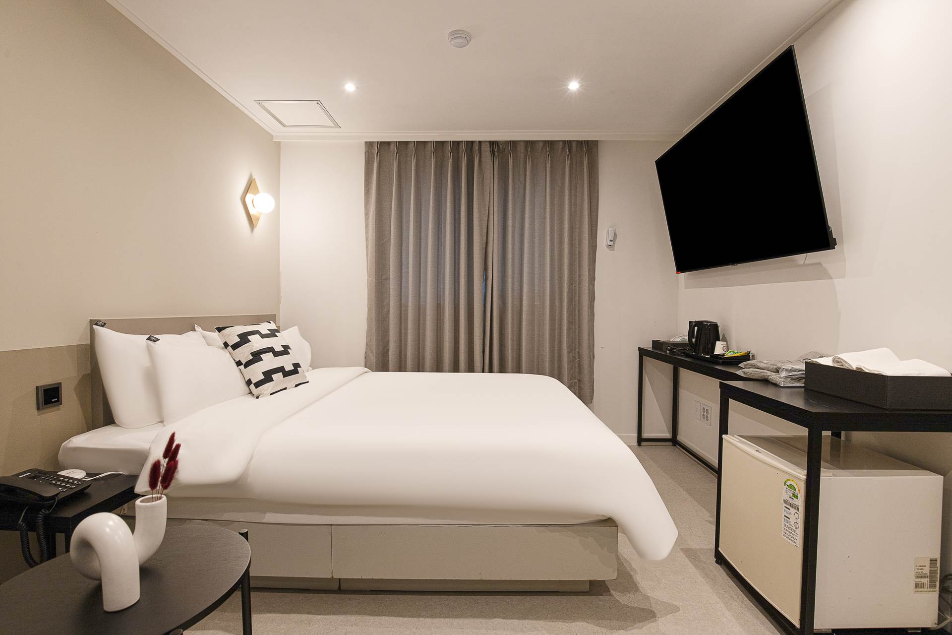 신촌 바론드 호텔 2