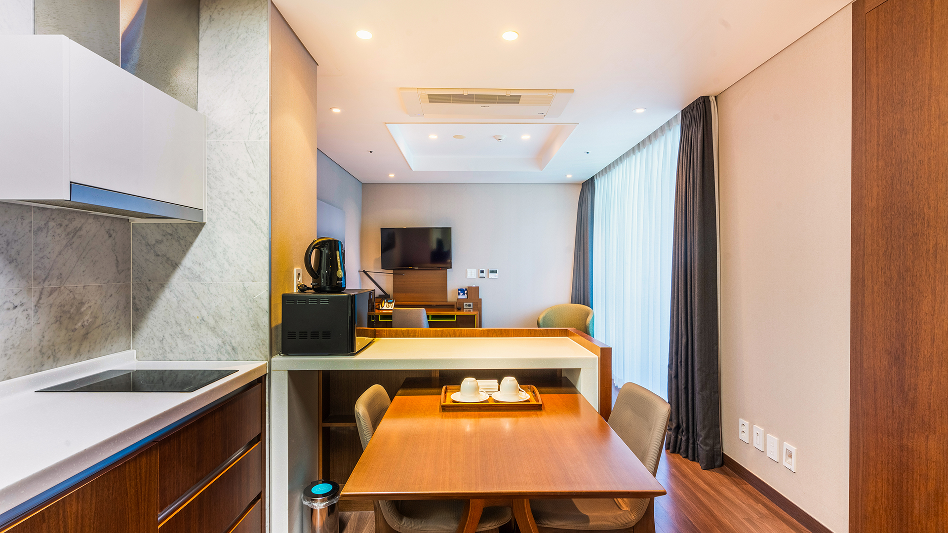 호텔라뮤에뜨 4