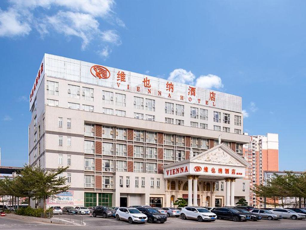 Vienna Hotel Guangdong Gaozhou Chengdong Passenger Station, 가오저우, 마오밍 ...