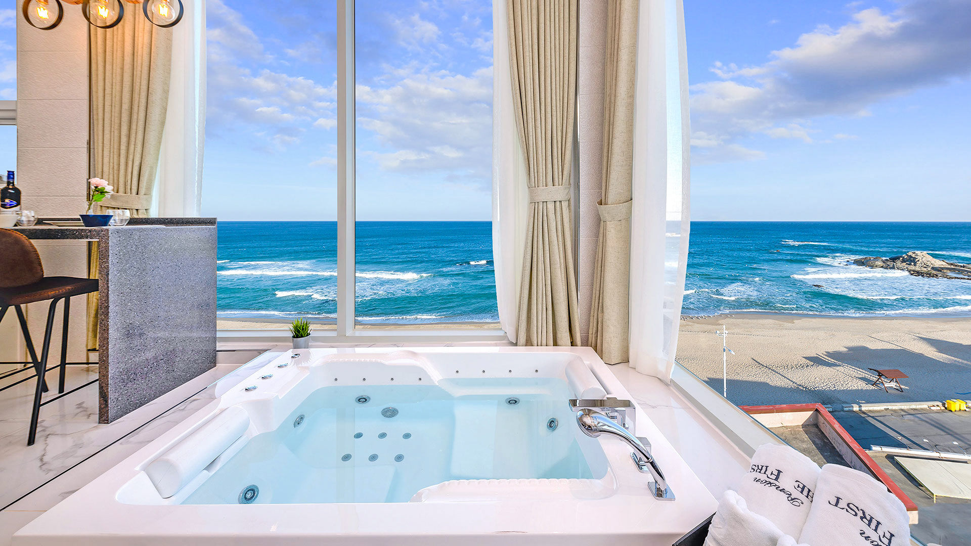 강릉 더퍼스트 펜션 2