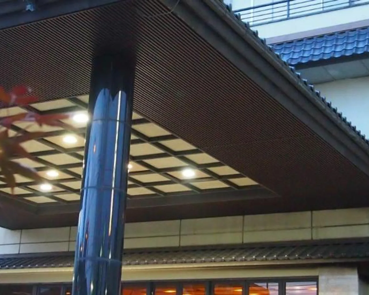입구