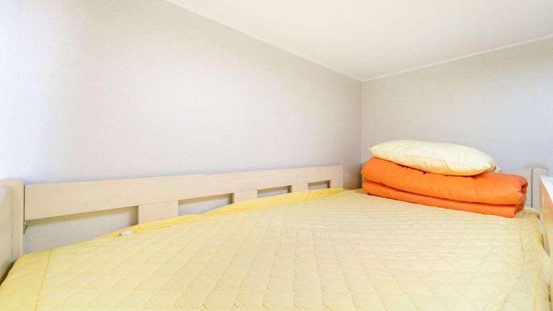 ROOM 201