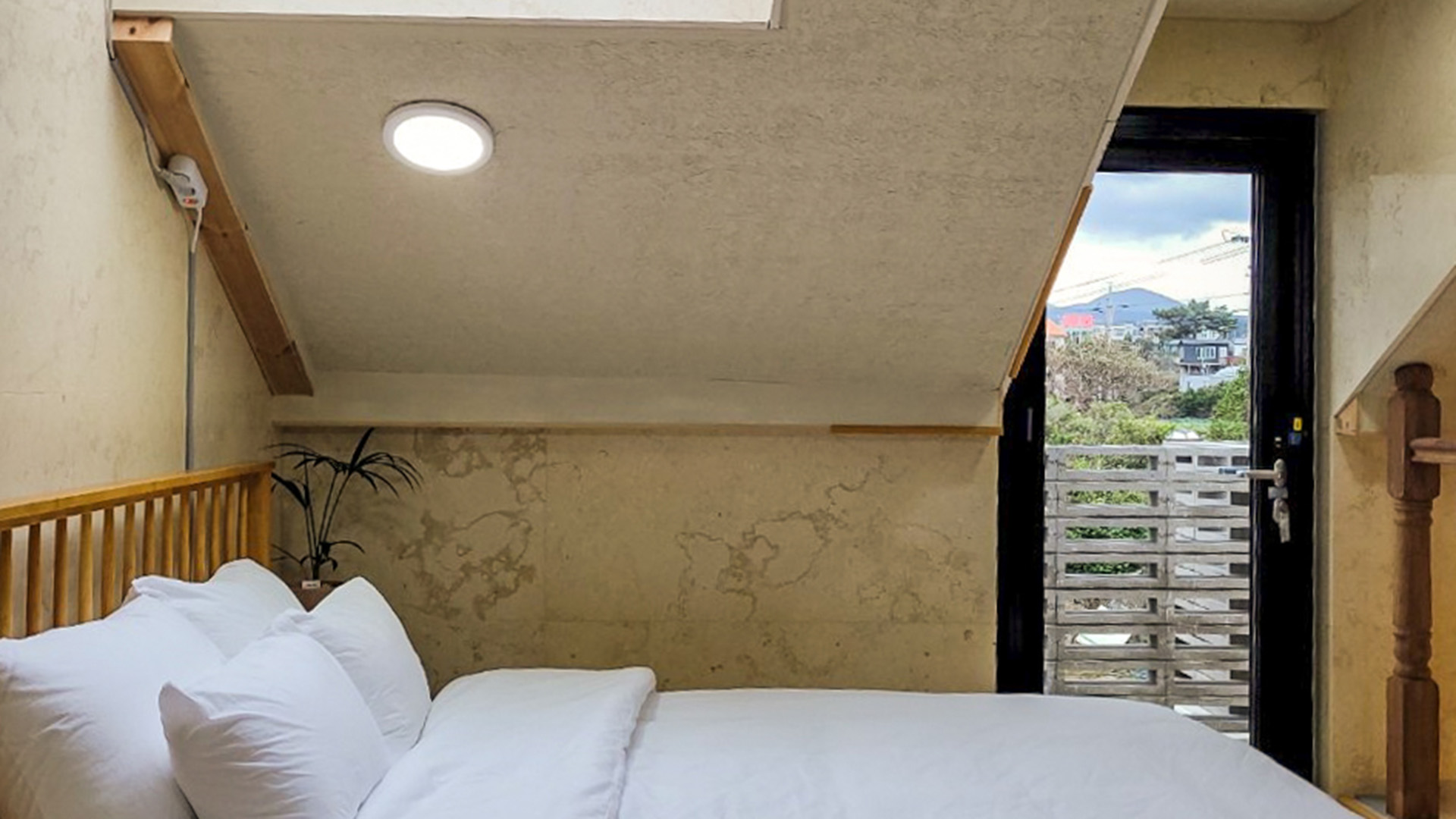 한라산 조망의 자쿠지 독채 | 경복민박 민동 5