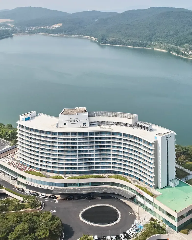 경주 숙소 추천 인기 5곳 ㅣ힐튼, 라한셀렉트, 경주 블루원, 성호리조트, 황남관 한옥 호텔 대표 이미지