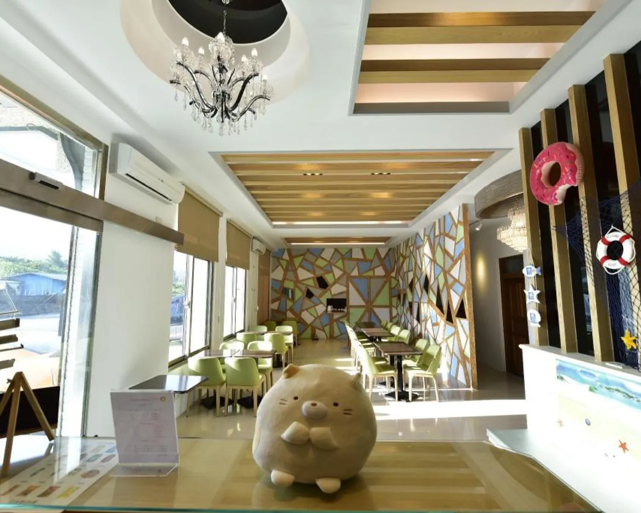 입구