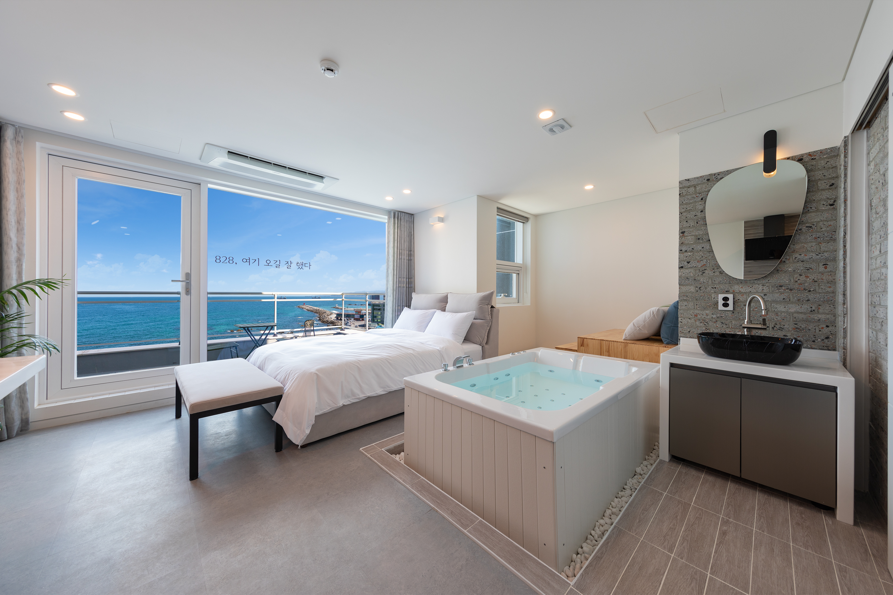 동해 828오션뷰스파펜션 4