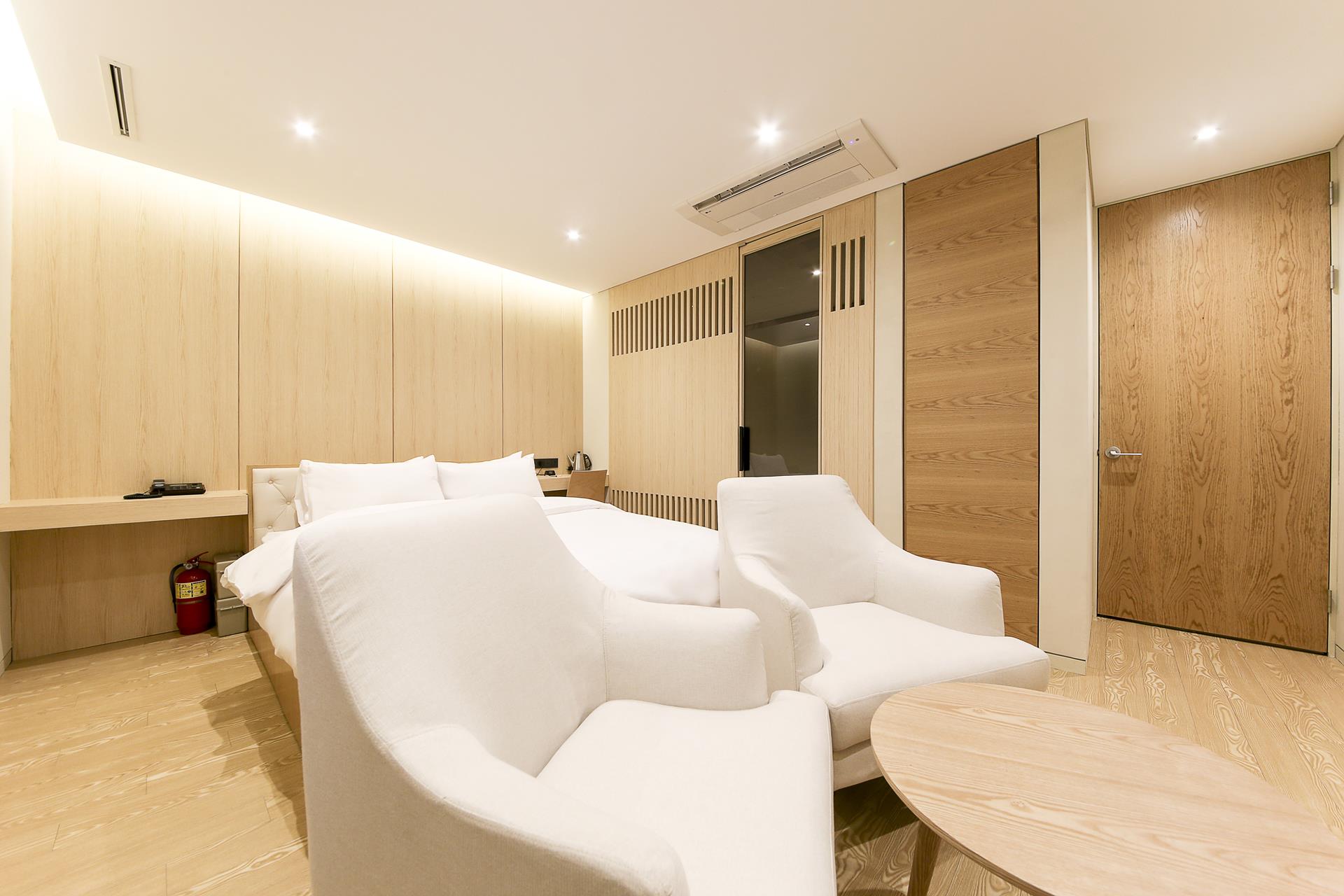 역삼 호텔 디 아티스트