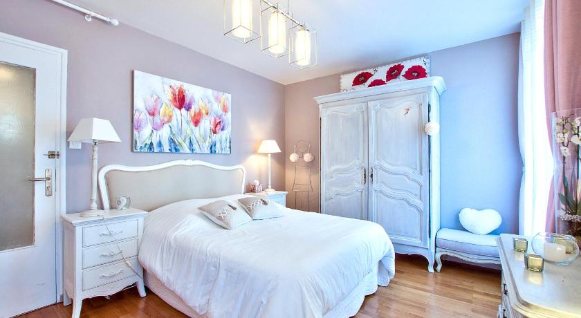 NATURALBNB - Superbes chambres dhotes, au calme, parking securise & gratuit, copieux petit dej en , 레 풀레트, 빌뢰르반, 프랑스... 