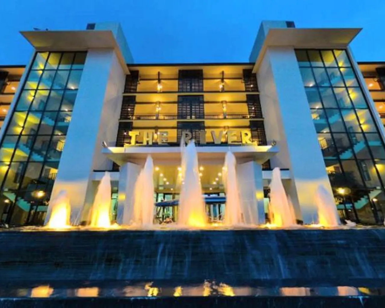 입구