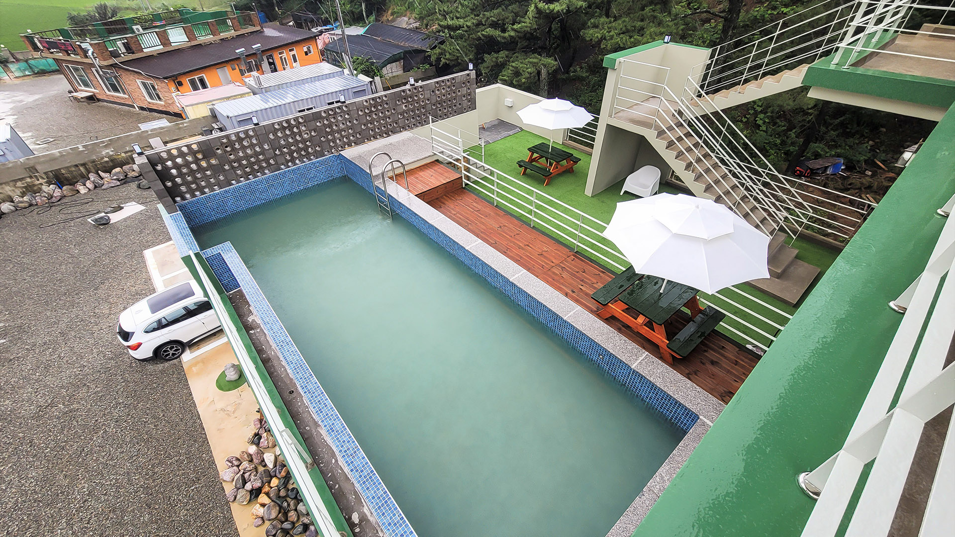 숲과 바다가 어우러진 프라이빗 풀빌라 | 여수 헬로 프라이빗 3