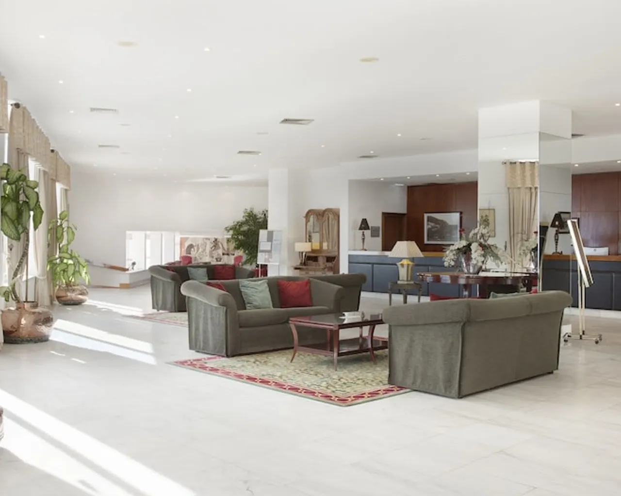 로비 휴게 공간