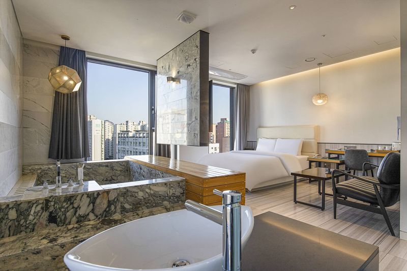 Suite Double A(대리석대형