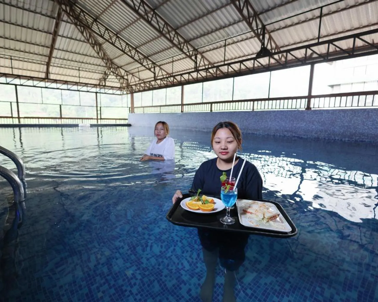 수영장