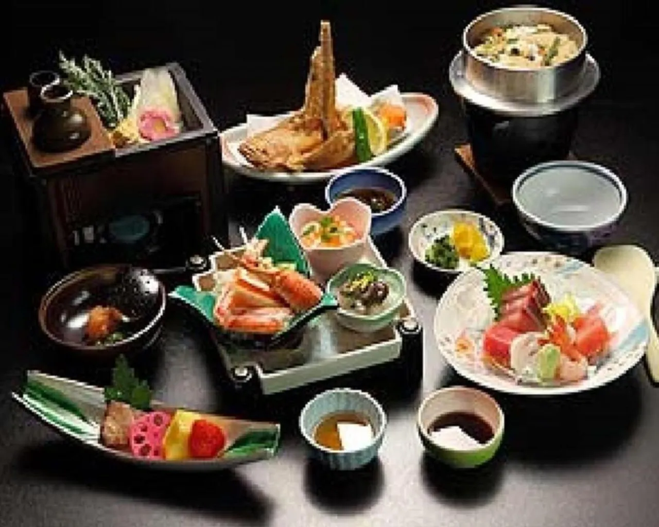 F&B