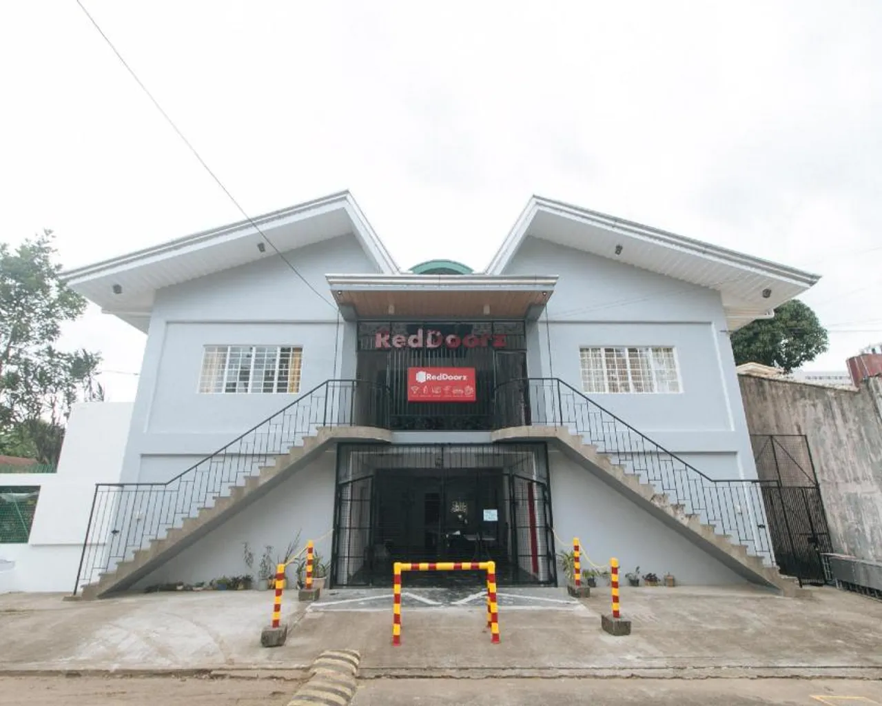입구