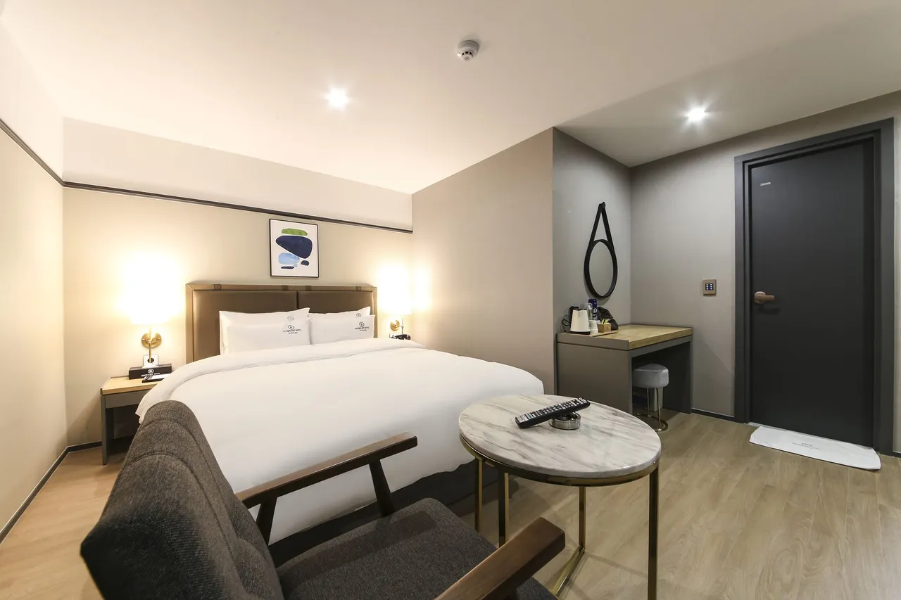 브라운도트 미남점 사진