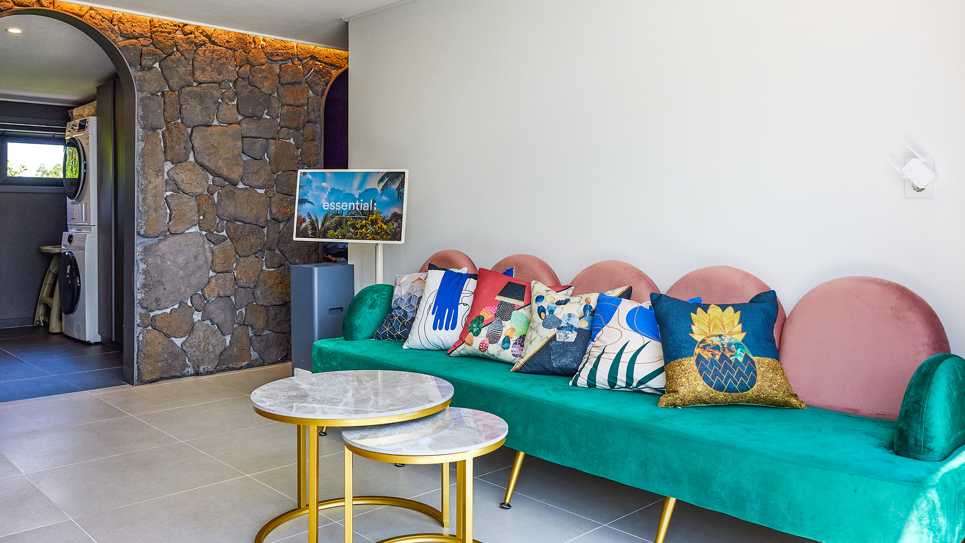 제주성산 4계절 온수풀 프라이빗 풀빌라 | 수와키 3