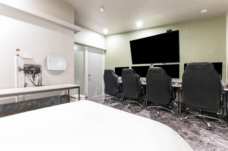Guild Room-4PC/1Bed(