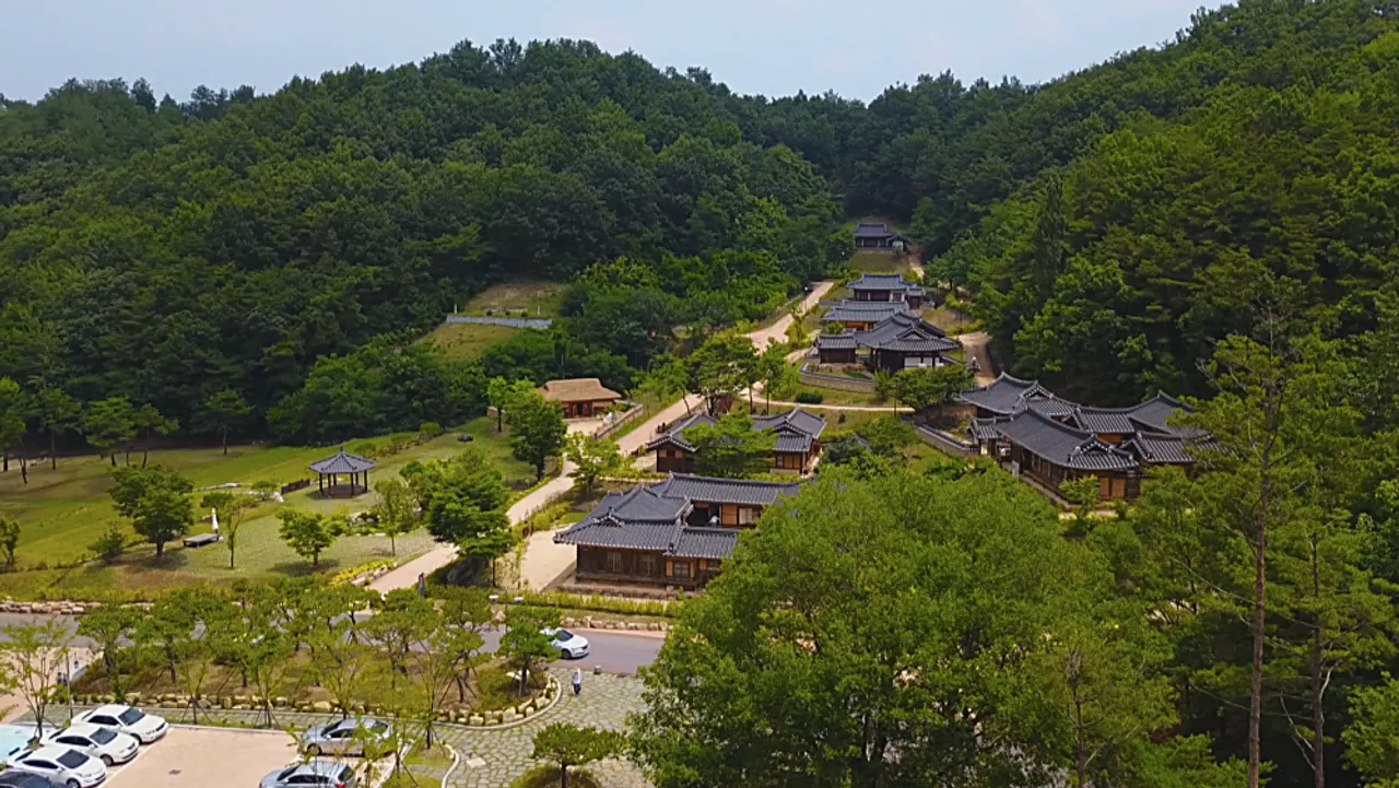 안동 전통리조트 구름에 사진