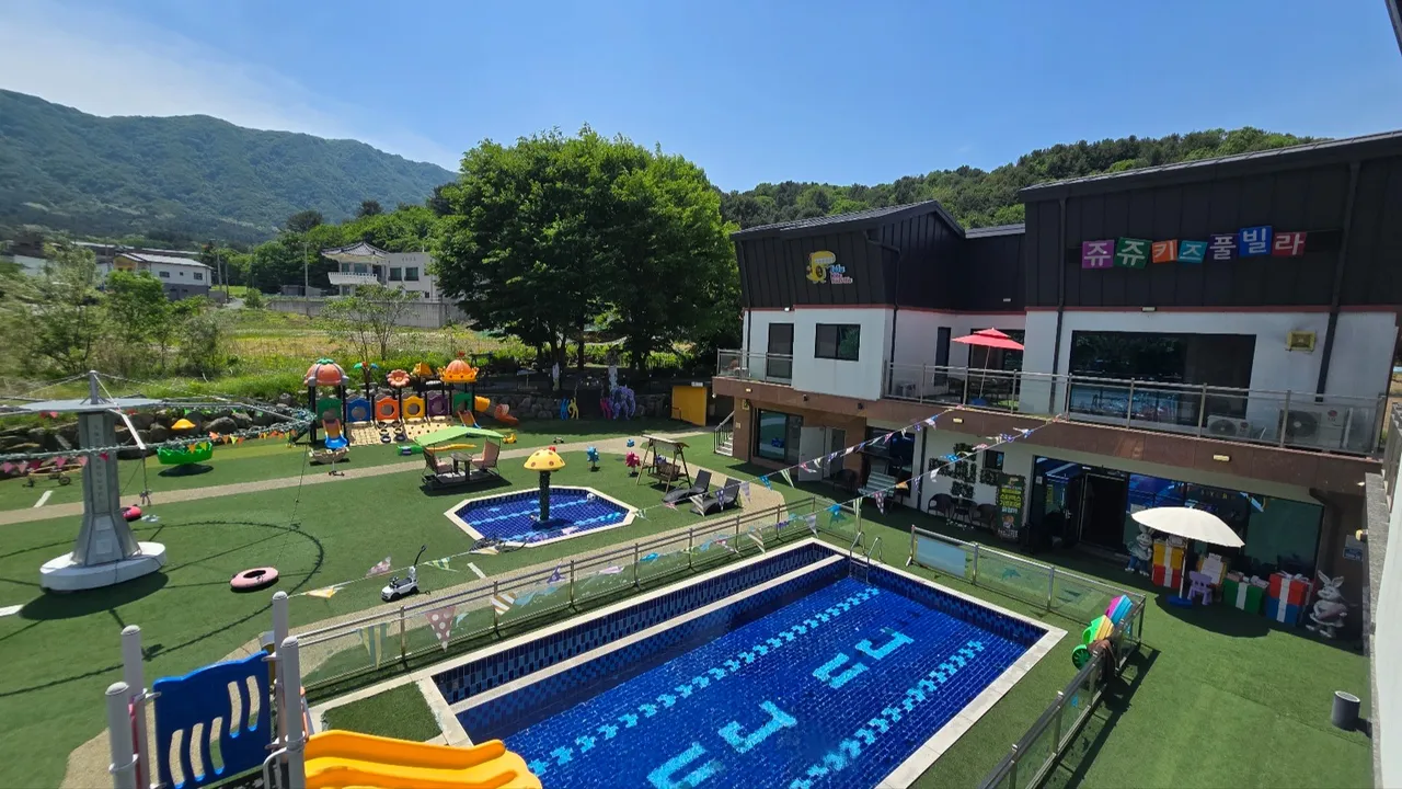 쥬쥬키즈풀빌라 사진