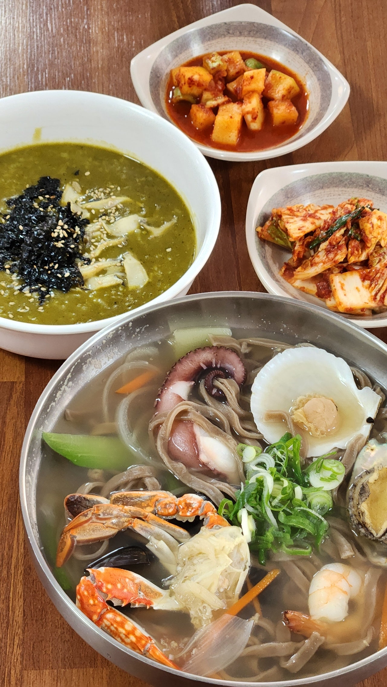사계절 낭만이 넘치는 제주의 찐 맛집 🥢 & 엄마의 기억을 아들과 다시 그려보는 제주 감성 여행.🎞 예약은 역시 여기어때(오프램프 풀빌라 여기어때 블랙숙소 / 아스타 호텔)#1