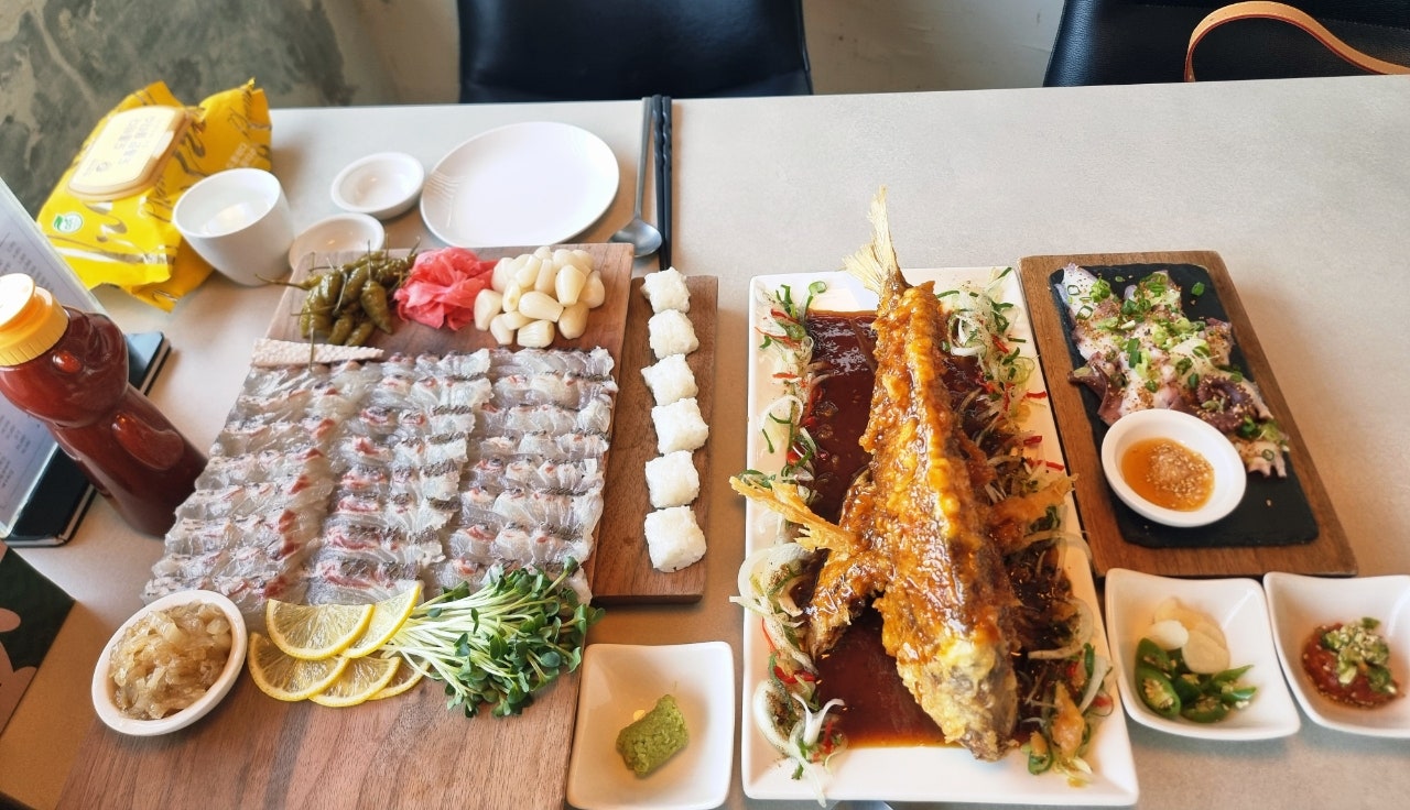 제주도에서 봄을만끽해야쥥 가성비호텔 에어시티호텔 이자카야 미묘, 어머니빵집, 이스방한상, 용두암,제주신라호텔 1.2일차