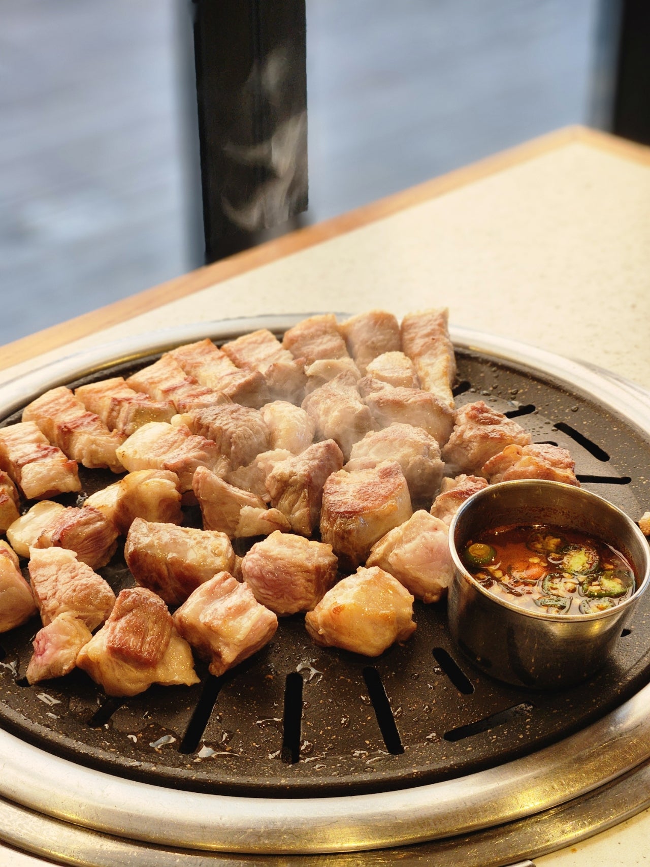 사계절 낭만이 넘치는 제주의 찐 맛집 🥢 & 엄마의 기억을 아들과 다시 그려보는 제주 감성 여행.🎞 예약은 역시 여기어때(오프램프 풀빌라 여기어때 블랙숙소 / 아스타 호텔)#1