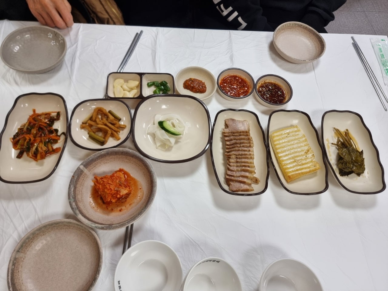 홍천맛집 신토불이들려서 인제 스피디움 실내서킷장에서 놀고 스파하고 인제 자작나무숲보고 막국수까지 종합적으로 쉬다왔어요