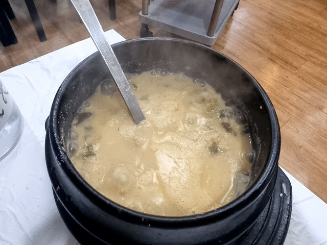 홍천맛집 신토불이들려서 인제 스피디움 실내서킷장에서 놀고 스파하고 인제 자작나무숲보고 막국수까지 종합적으로 쉬다왔어요