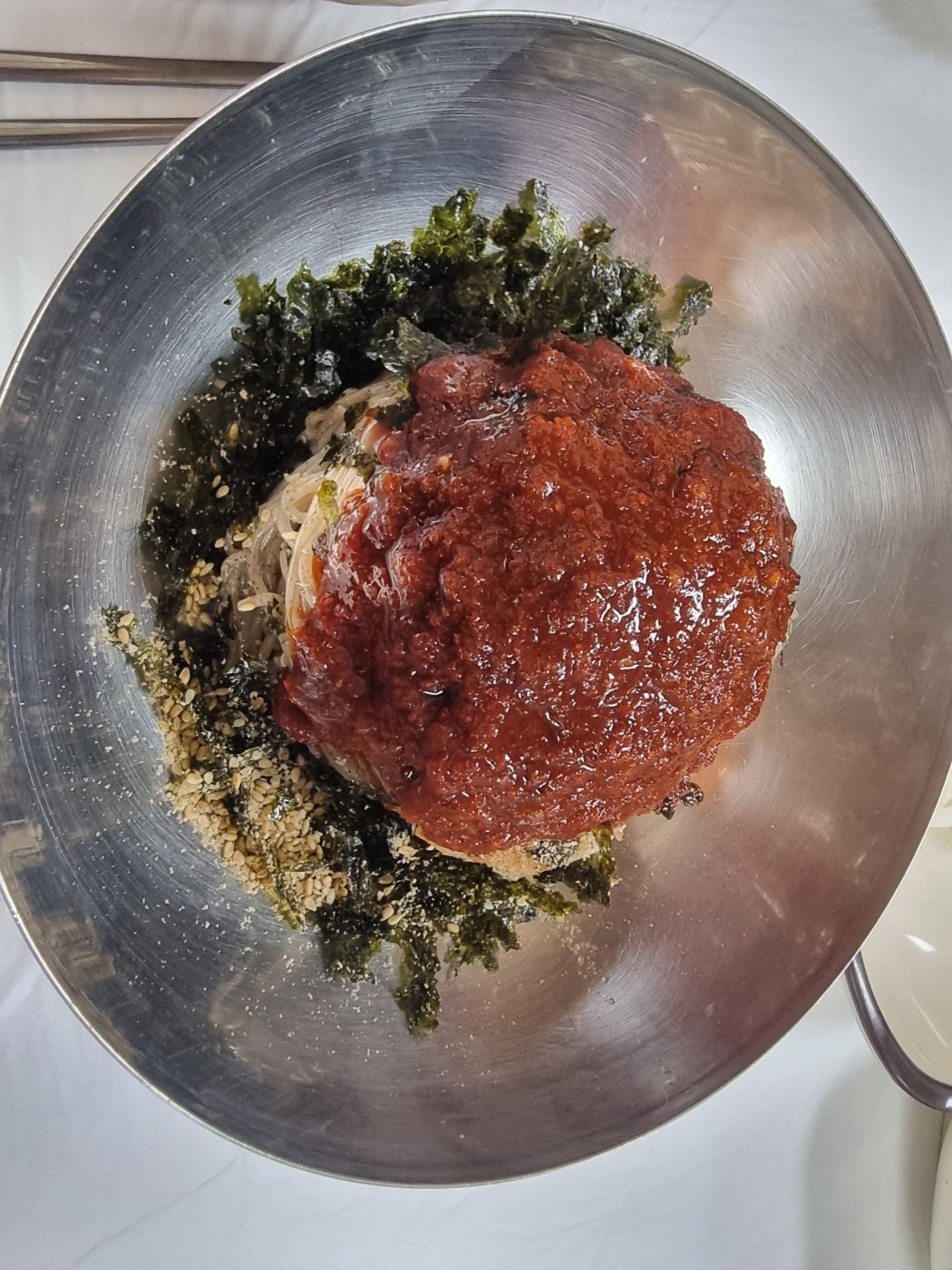 홍천맛집 신토불이들려서 인제 스피디움 실내서킷장에서 놀고 스파하고 인제 자작나무숲보고 막국수까지 종합적으로 쉬다왔어요