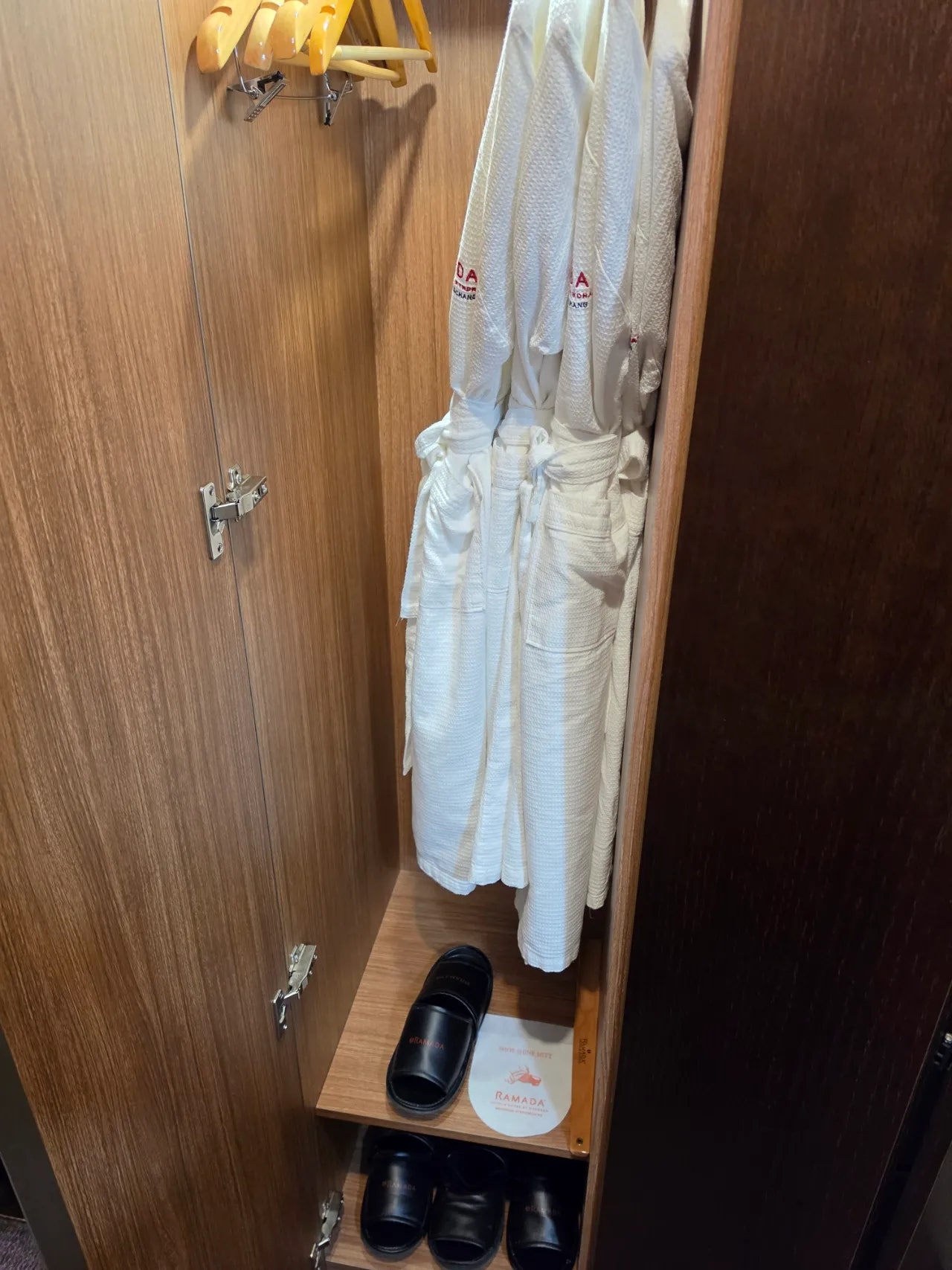 엄니모시고 평창 봉평재래시장,남촌막국수먹고 이효석문확관 효석 달빛언덕보고 라마다호텔에서 숙면한 1일차