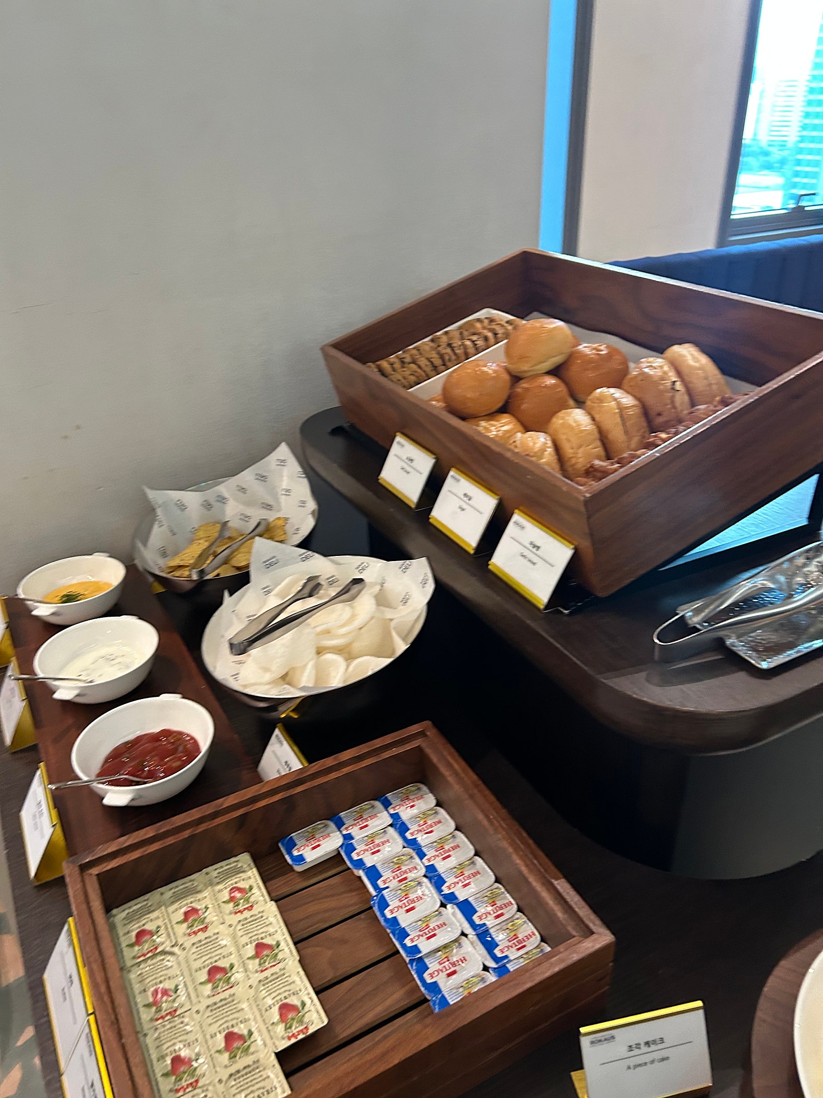 1인 스테이크 제공되요. 저녁은 여기서 해결 할 수 있어요.