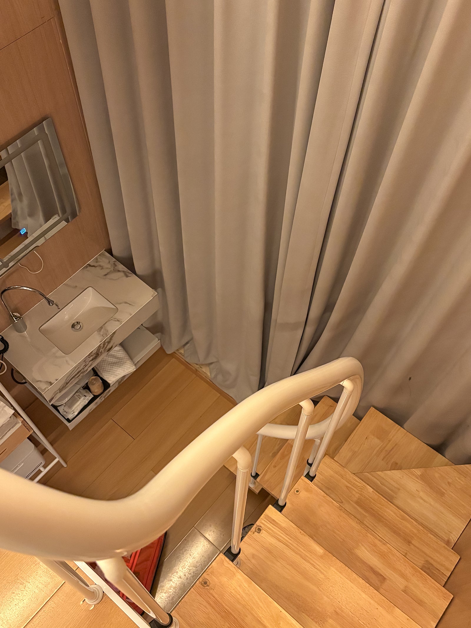 상하이호텔 푸이호텔 : 상하이 가성비 호텔 추천 (조식 포함 10만원 이하, 슈페리어 로프트룸)