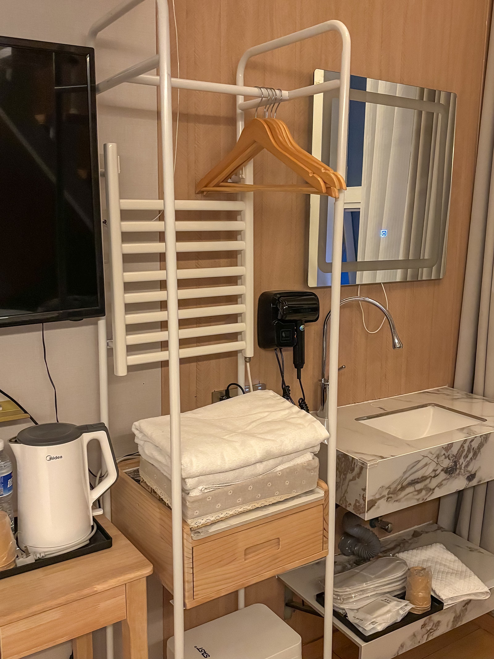 상하이호텔 푸이호텔 : 상하이 가성비 호텔 추천 (조식 포함 10만원 이하, 슈페리어 로프트룸)