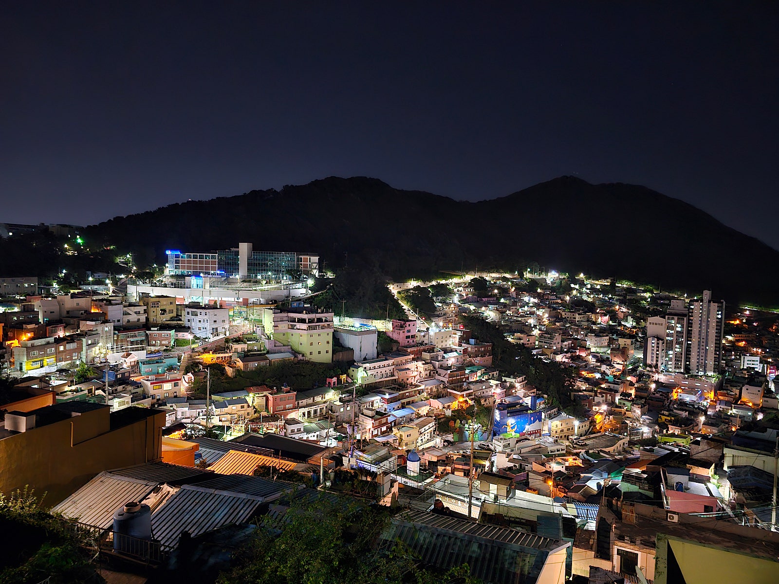 🌊여름 맛 가득한 부산 여행기🌌부산 야경 명소 & 송도 오션뷰 감성 숙소, 아무도 없는 밤의 감천문화마을을 걷다.(ft.사직야구장 불꽃야구 직관한 날 ⚾)