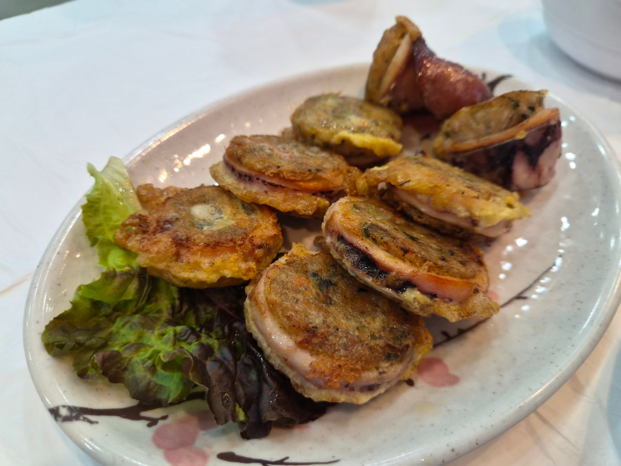 먹여행은 속초가 빠질수 없죠? 걸어갈 거리에 다 있는 맛집숙소 모어댄속초등대점!!
