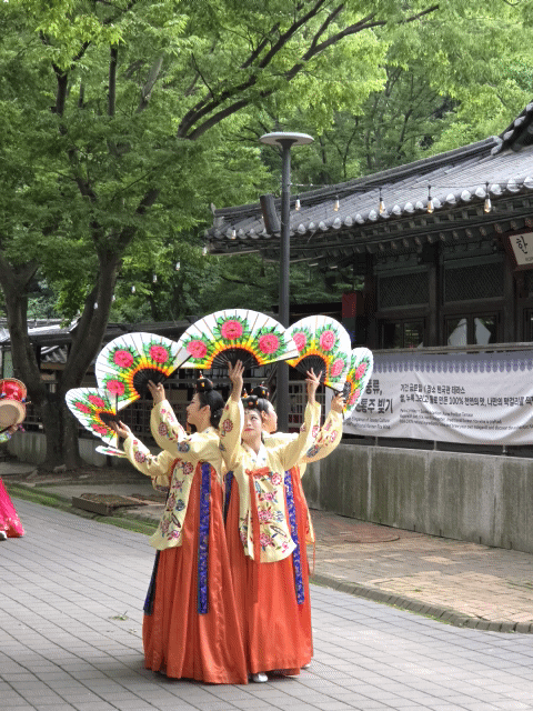 용인 와우정사, 한국민속촌 야간공연 뿌시고 메리엘호텔에서 1박하고 장어먹고 왔어요