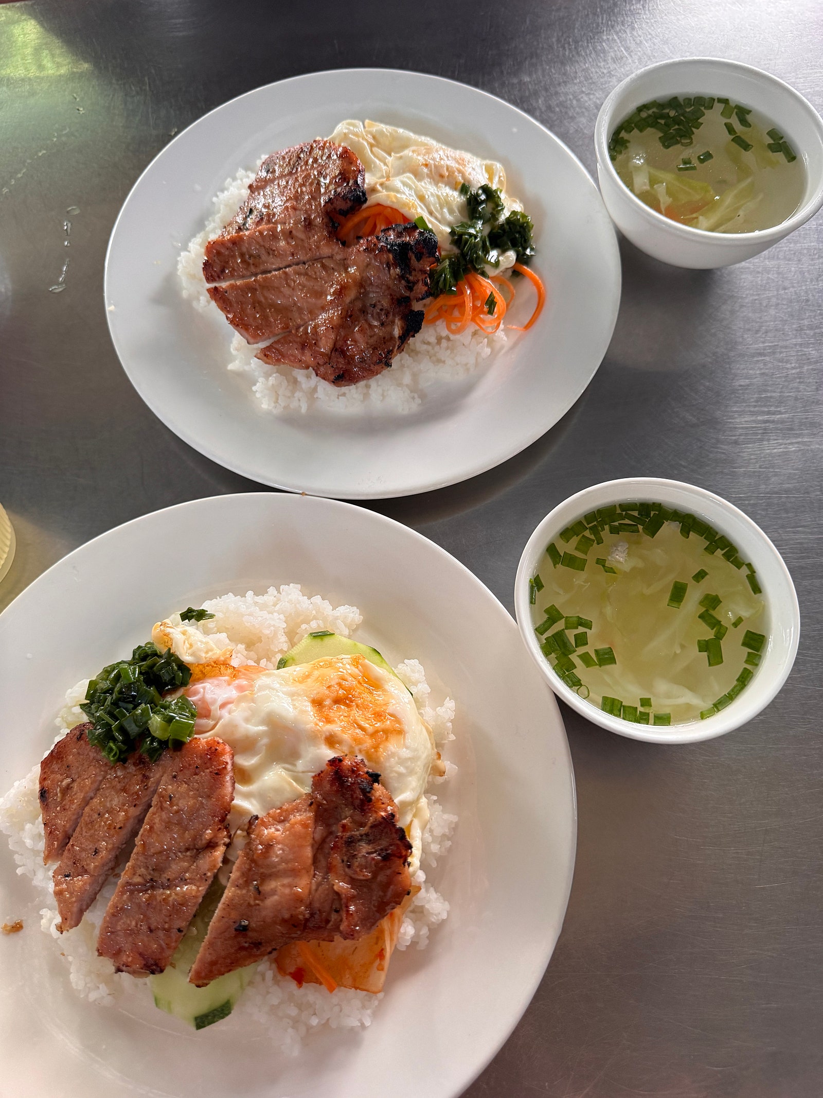 왕보가족의 "나트랑" 여행 노트 : ) 나트랑 찐 로컬 (시내) 맛집 / 꽌옥응언/ 넴느엉 당반꾸엔/ 봉크레이지/ 껌땀 바오린 / 포틴 / 척칩